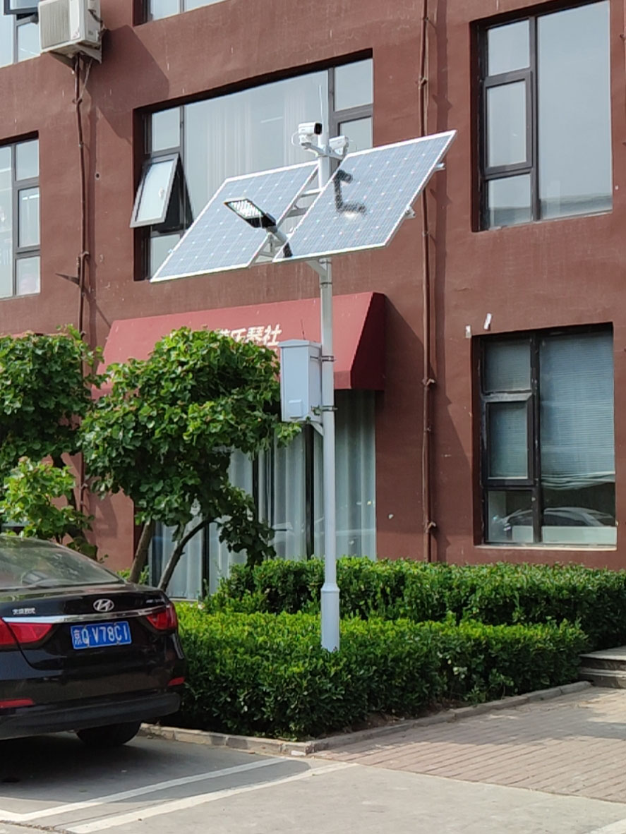 太阳能监控带LED路灯施工案例